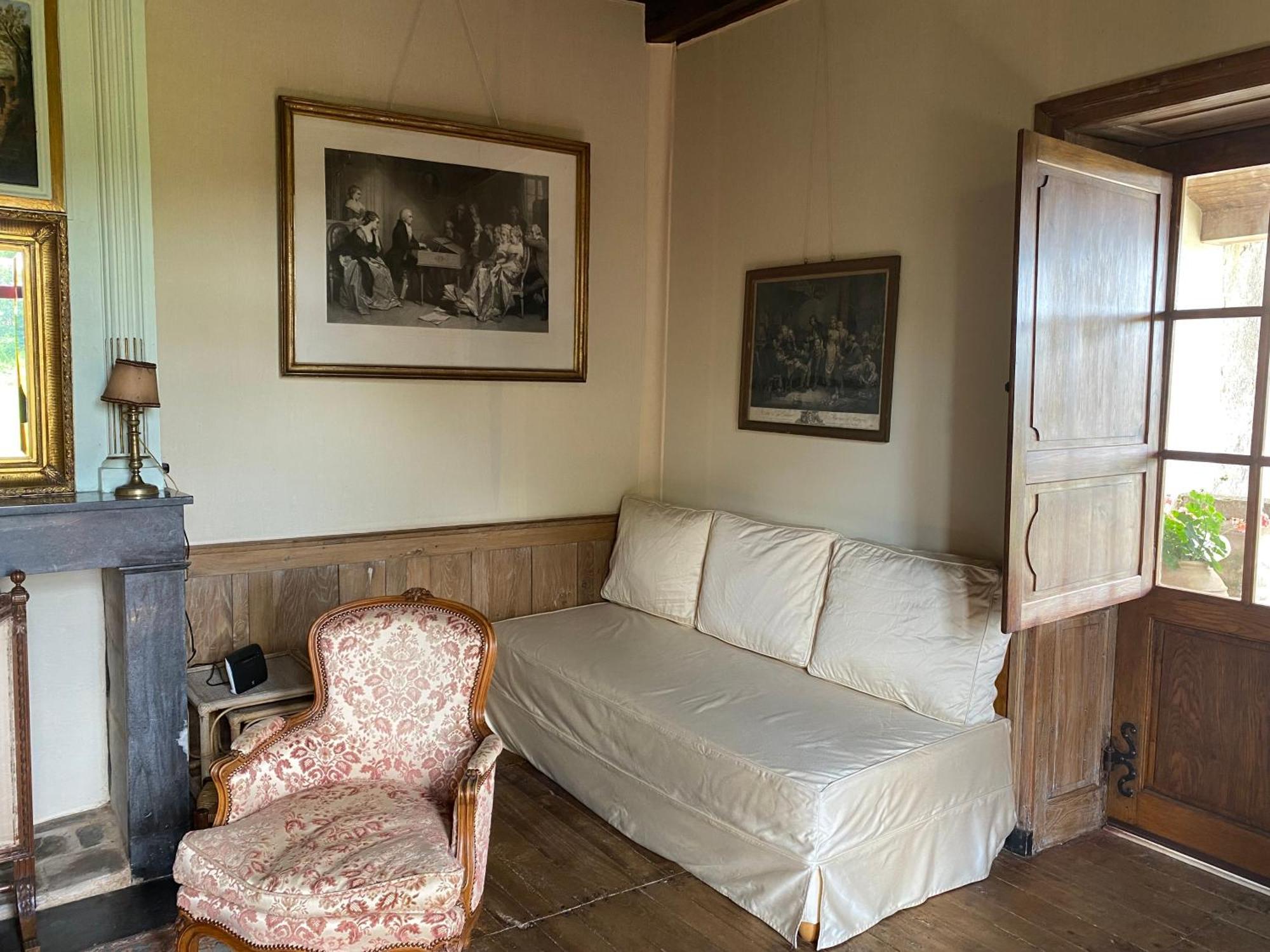 Chateau De Cibioux Surin  Extérieur photo